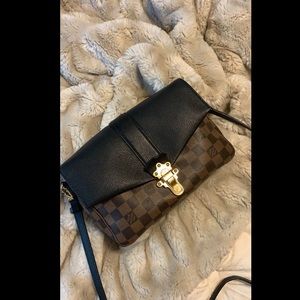 Louis Vuitton Clapton PM Noir